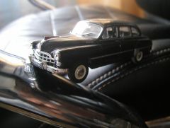 ЗИМ -12 (Газ-12).JPG