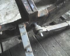 Передний край задней рессоры по УАЗовски.jpg