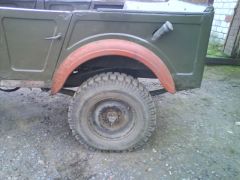 заднее крыло слева