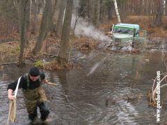 мокей и газ.jpg