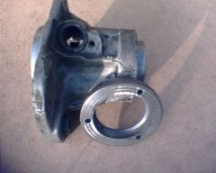 крышка подшипника вторичного вала.