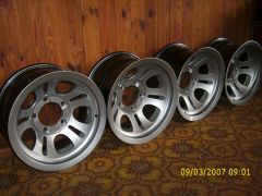 Крамз лидер 15х8j ЕТ-25 5х139.7