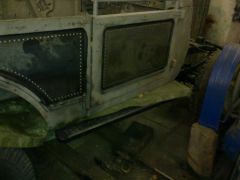 Правая дверь