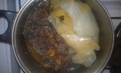 Баранина тушеная с овациями.