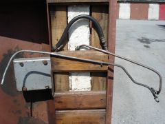 Топливные трубки моторного отсека. Сост. отл., включая резин. шланг на бензонасос. На сборку.