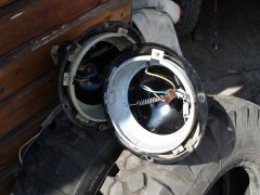 Нутро корпусов фар.