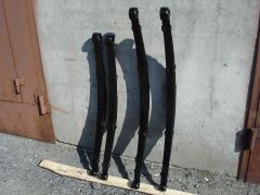 После замены дефектного листа, покрашенные рессоры