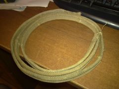 Уплотнитель Капот -  лодка. Прекрасно сохранился. Пригоден к дальнейшему использованию.