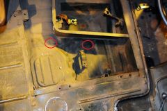 Пол под вод. сиденьем