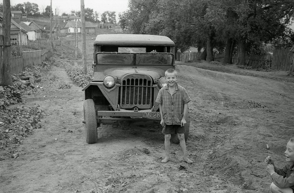 561479 Большой Ломовис. -Козел- на сельской улице (1).jpg