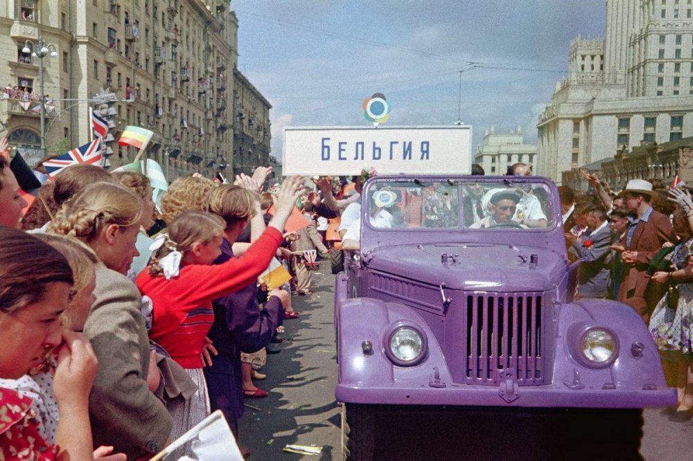 festival_molodezhi__studentov_Moskva_1957.jpg_9.thumb.jpg.00d2a327d86643e2cdcc444b0e79ef9f.jpg
