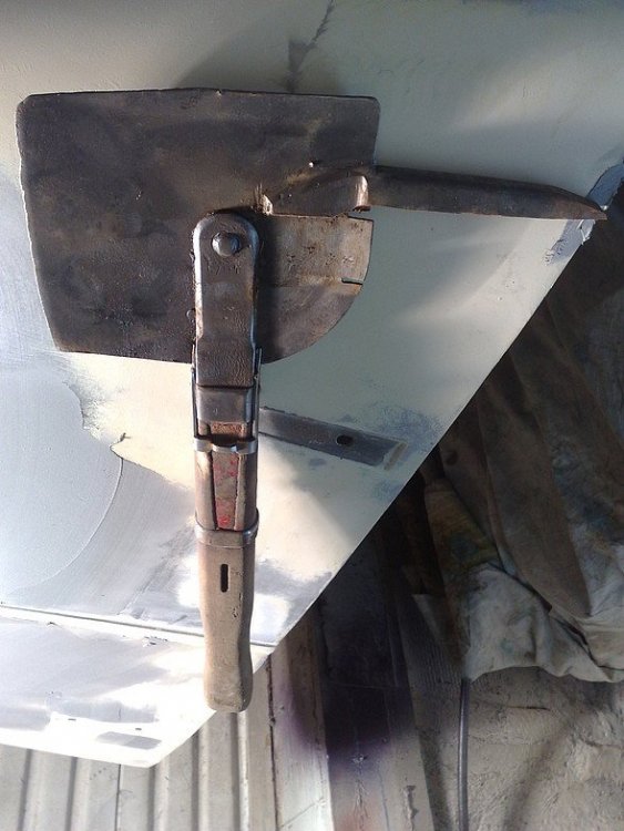 лопата саб.jpg