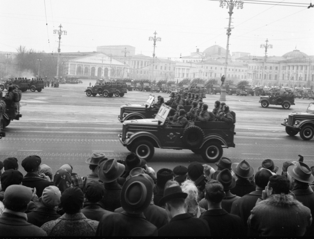 Москва. Красная площадь. Военный парад. 1961 (9).png