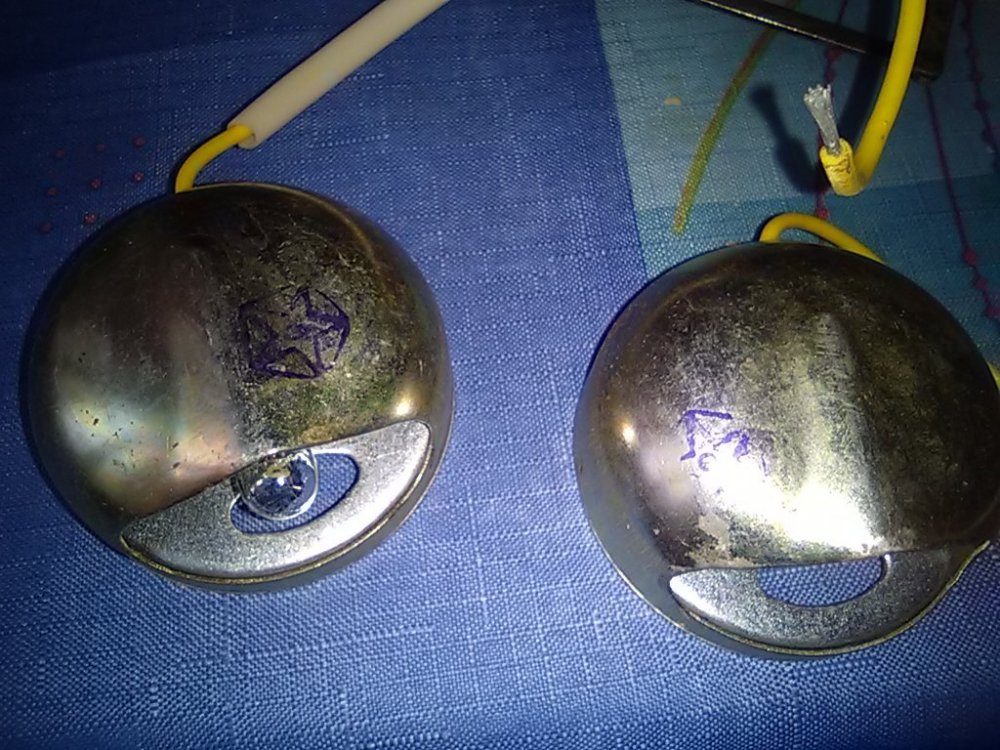 подсветка салона стального цвета.jpg