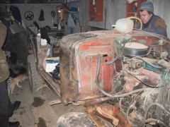 Вот таким стал козлик после обдирки старой краски и "обрезания" металлического верха