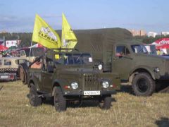 А это Слава только начинает готовить вкусный ужин