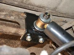 Верхний кронштейн заднего амортизатора от Газели 