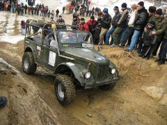 ГАЗ 69 - подъем по ложбине