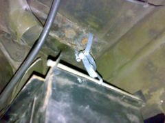 Правое крепление из хомутов