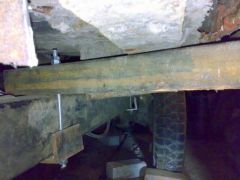 Испытание - поднятие машины за середину порога