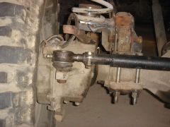  передняя пружинная тяга поперечная сделана с верху