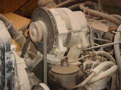 гена на 110 А стоит высоко смотрит в даль