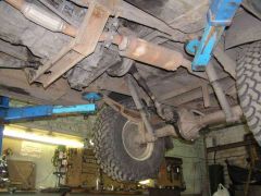 Коробка передач, ручник и задний кардан с мостом