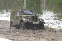 Мурка купается