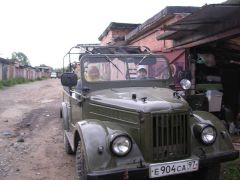 детишкам  газик нравится!