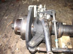 трубка на цапфе и тавотница на ступице - централизованная подкачка