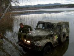 Swat на капоте моего ГАЗона