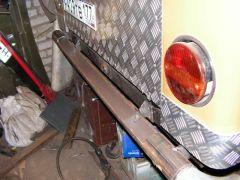 Задний бампер в процессе изготовления