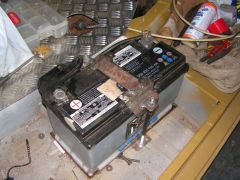 АКБ занял место доп. бензобака под сиденьем пассажира