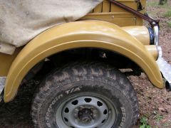 Передний подкрылок