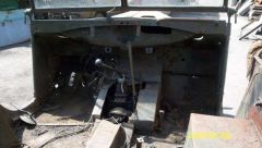 Салон, нет приборов бак прорезан под магниттофон