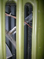 Крепление диффузора вентилятора к решетке