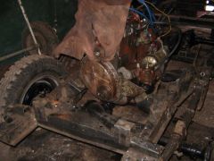 движетель вставлен, нашел на свое счастье у мужика недостающую подушку двигателя