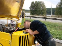 Выскочил тросик газа