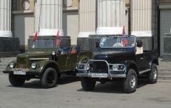 Настоящие автомобили! Готов поспорить.