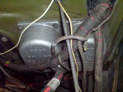 Непонятный девайс под капотом