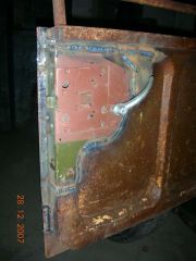 водительская дверь