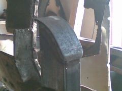 Стойка с накладкой