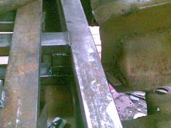 поперечина под пассажиром