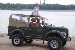  Младшая дочь- так любит сидеть.