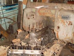 Двигатель, головка блока снята