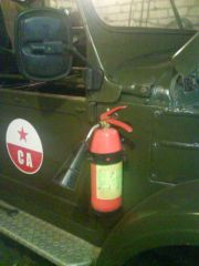 Средства пожаротушения нашли себе место сами